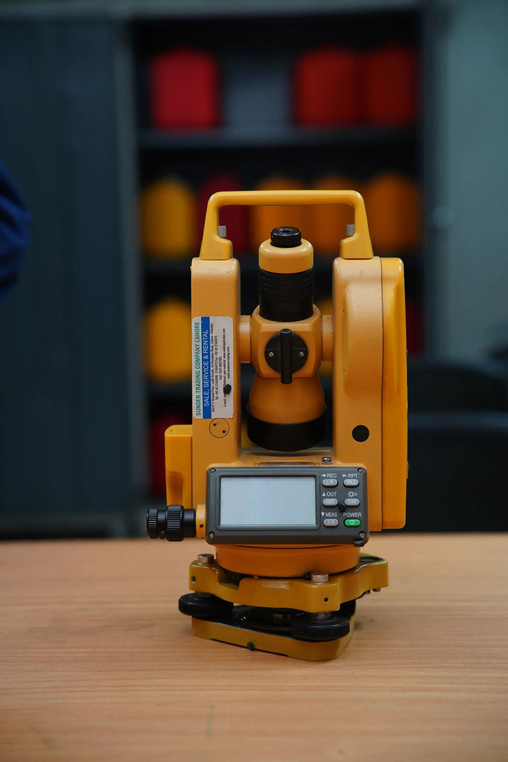 Electronic Digital Theodolite