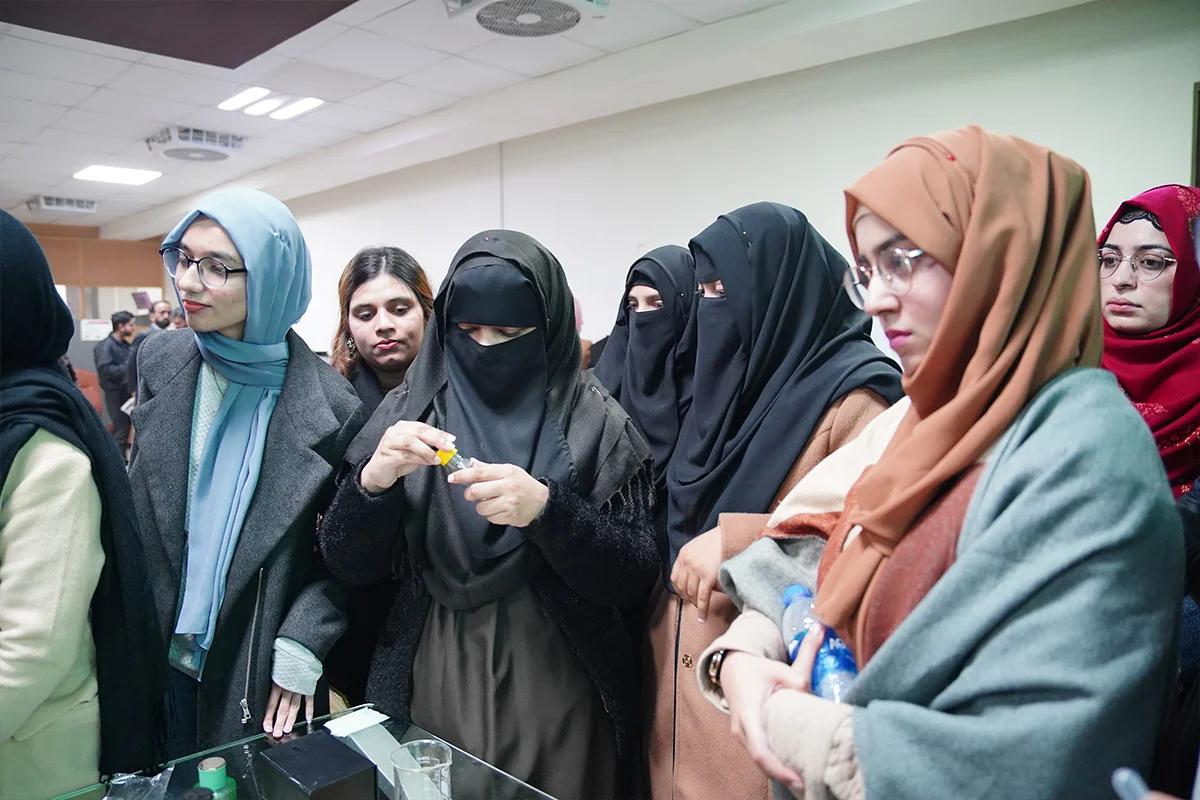 Hands-on Perfume & Scent Making Workshop (10)