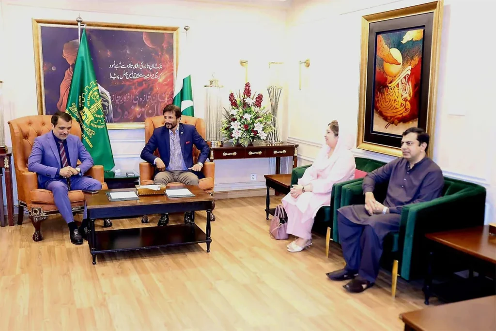 Prof.-Dr.-Muhammad-Akhyar-Farrukh-Participated-in-LCCI-Standing-Committee-Meeting-3