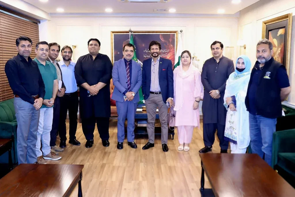 Prof.-Dr.-Muhammad-Akhyar-Farrukh-Participated-in-LCCI-Standing-Committee-Meeting-4