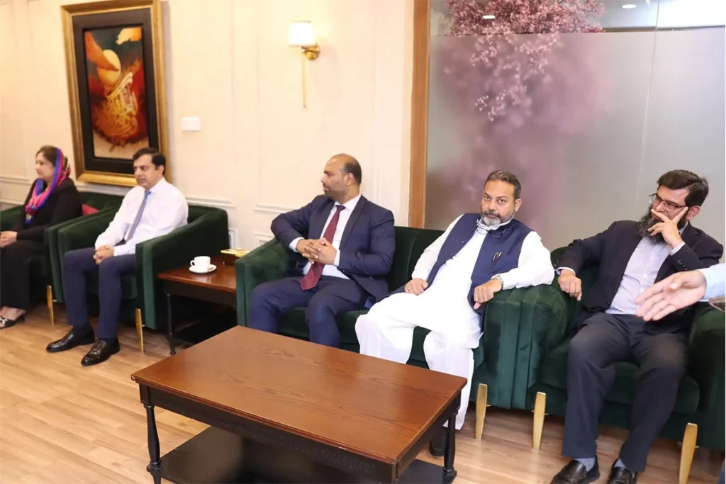 Prof.-Dr.-Muhammad-Akhyar-Farrukhs-Participation-in-LCCI-and-HEC-Leadership-Meeting-1