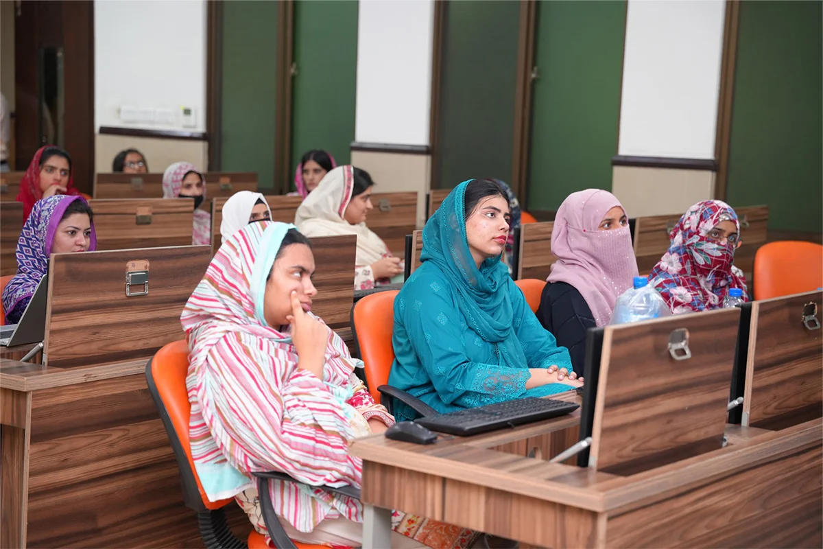 1st Computational Chemistry Software Hands-On Training (7)