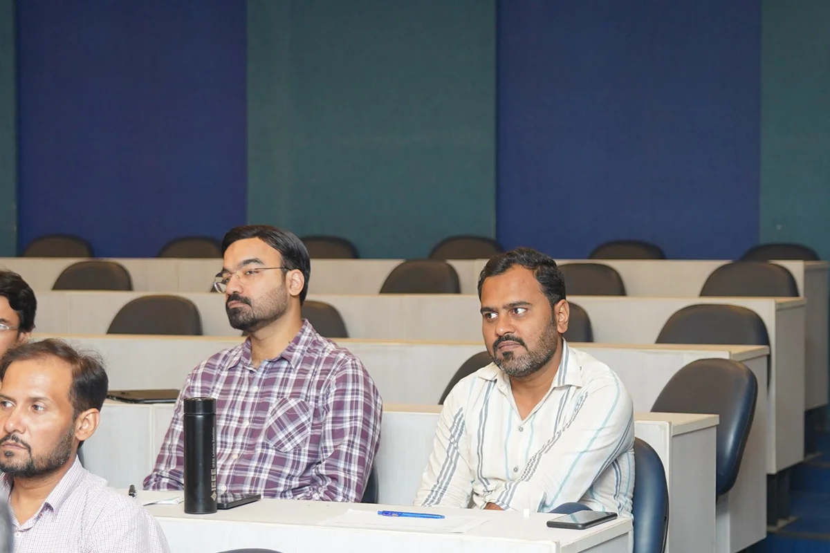 ORIC-UCP Conducts Workshop on Research Proposal & Grants (1)