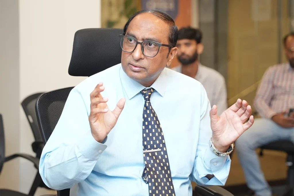 ORIC - UCP Hosts Interdisciplinary Research Meetings with Business and IT Resear (5)