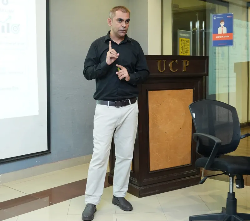 UCP Faculty Development Session on Research Writing Lahore