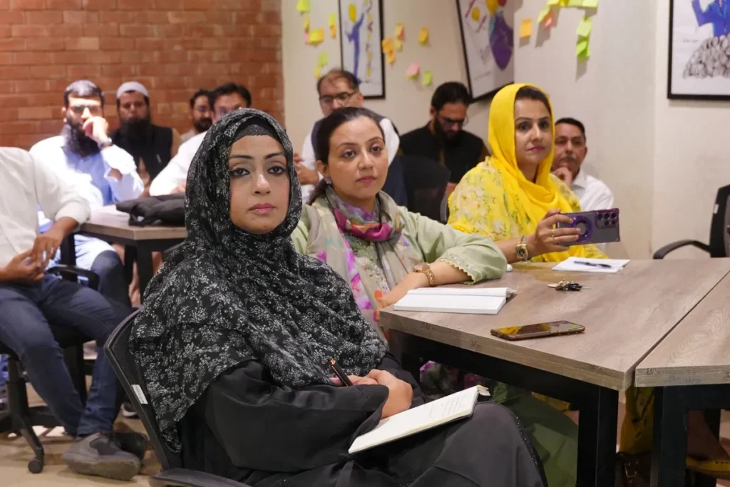 UCP faculty development session on research writing Lahore (6)